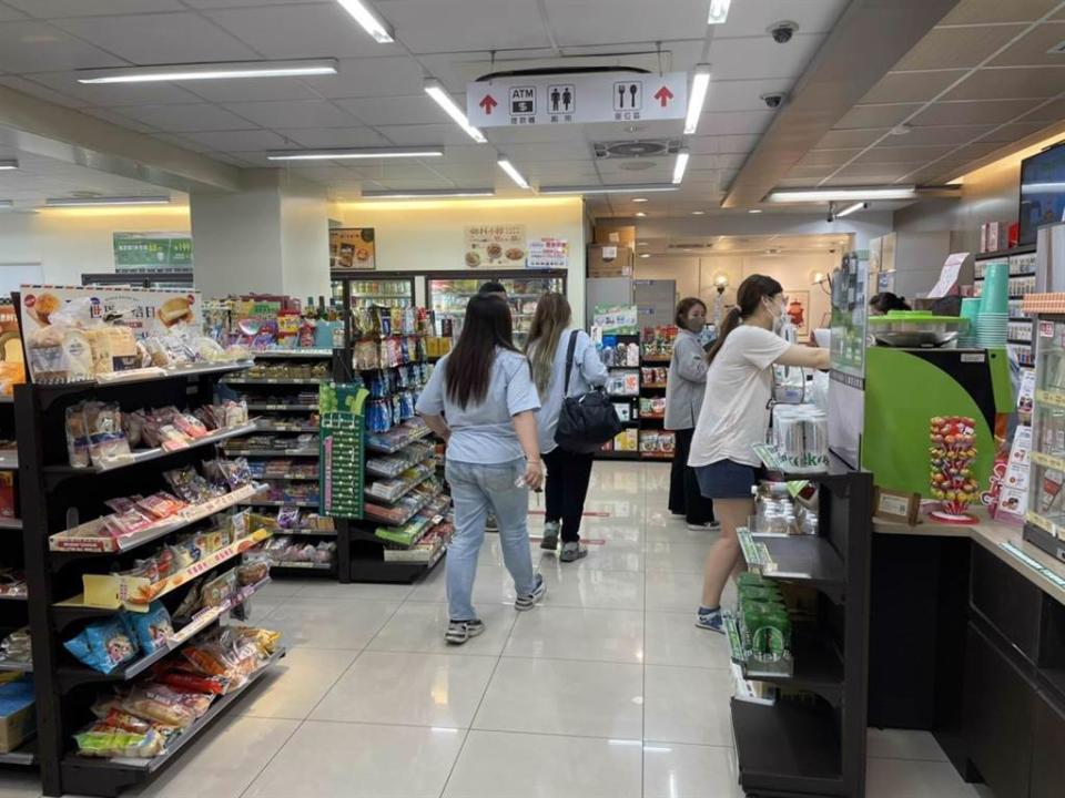 台灣超商販售許多品牌零食，其中不少經典款都受到民眾喜愛。（示意圖／資料照）