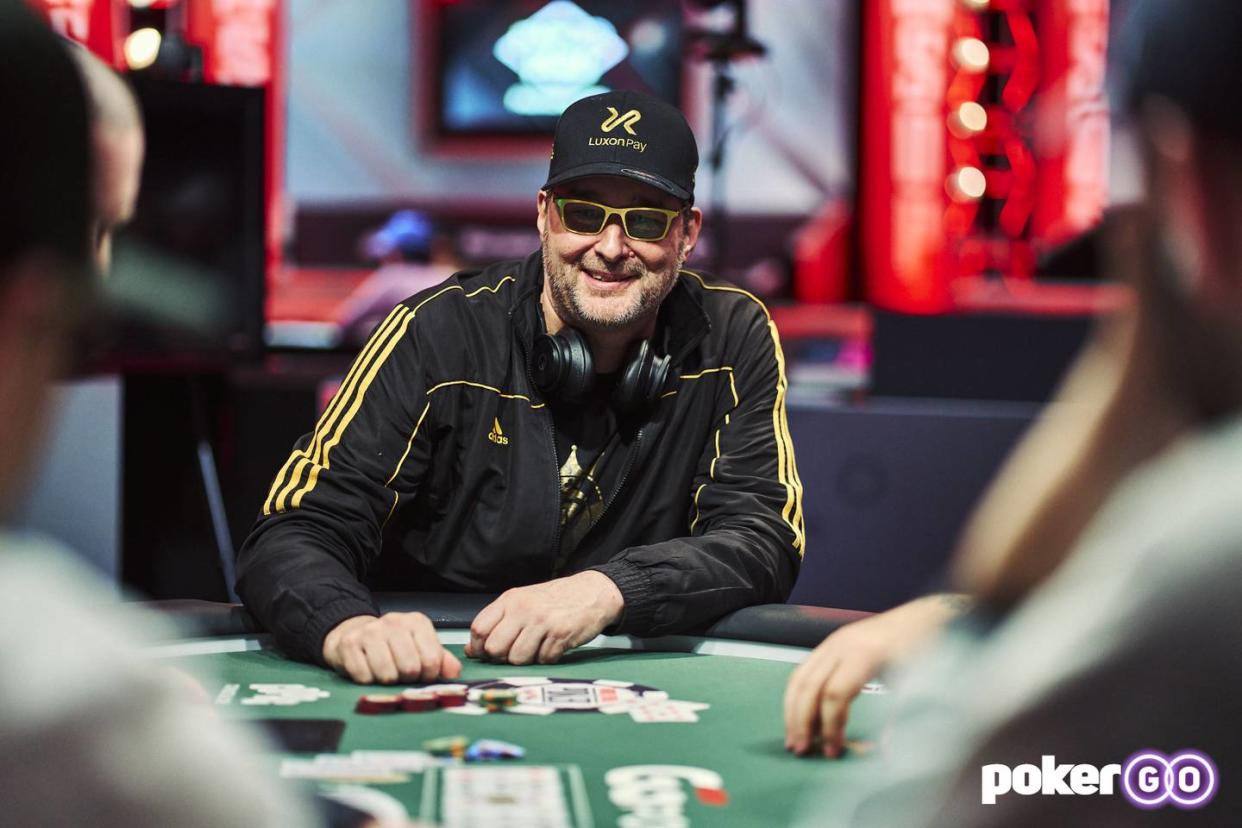 Hellmuth und Negreanu scheitern knapp