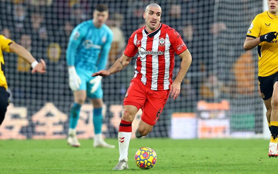 Oriol Romeu of Southampton during the Premier League match between Wolverhampton Wanderers and Southampton at Molineux on January 15, 2022 - GETTY IMAGES