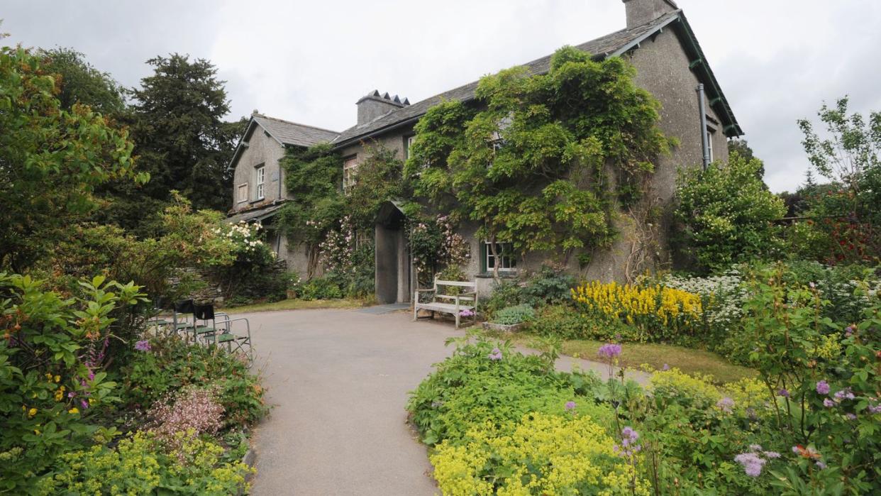 beatrix potter hill top farm