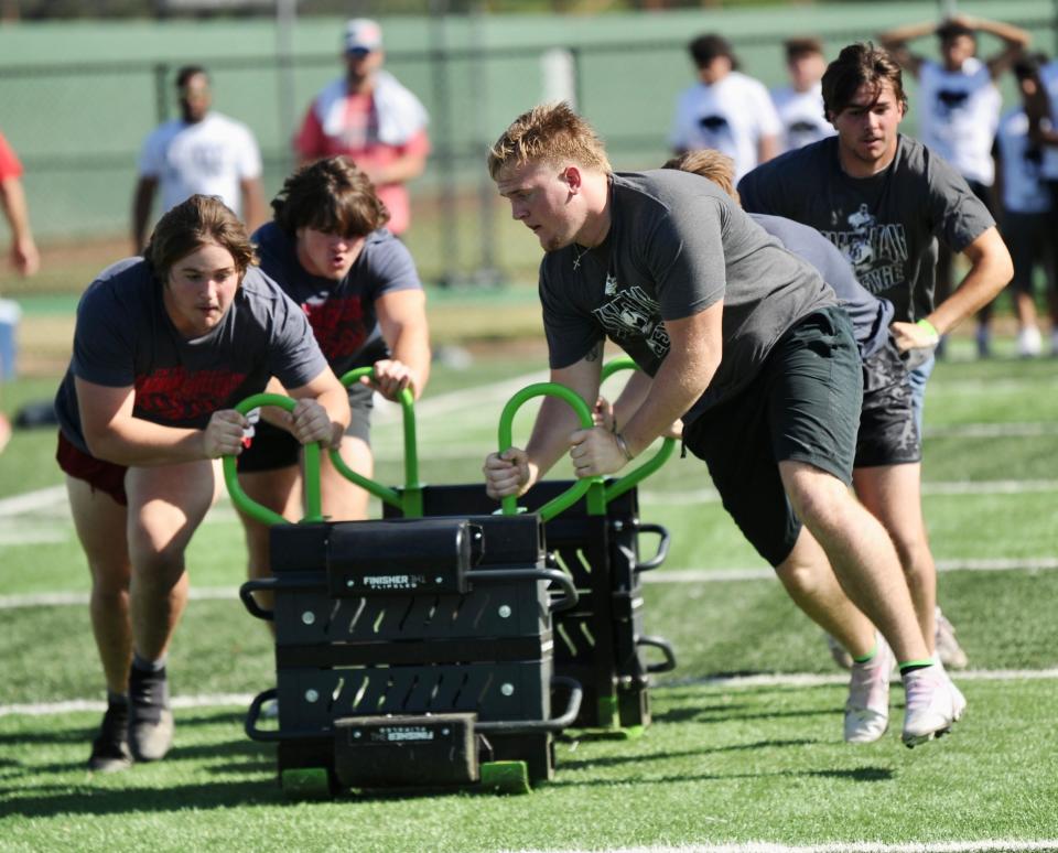 Jim Ned's team competes at the State Lineman Challenge.