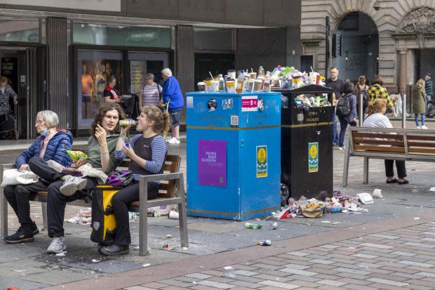 Rubbish on Scotland's streets at worst level in a decade