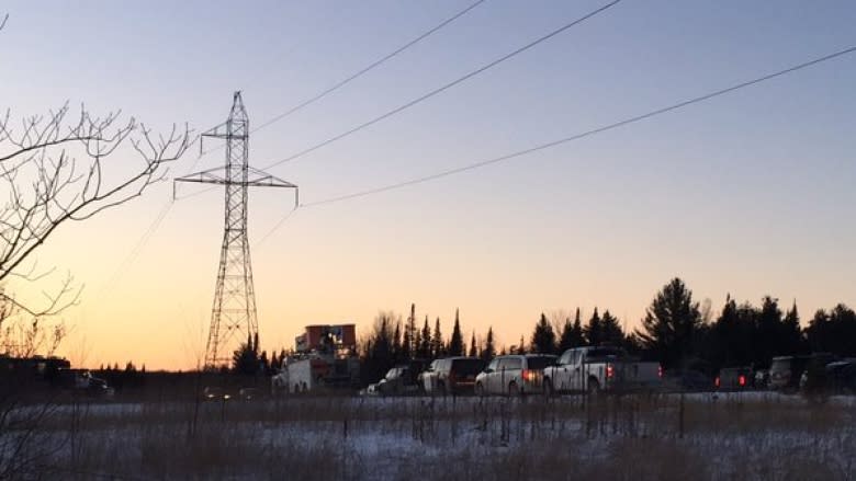 4 dead in Hydro One helicopter crash in Tweed, Ont.