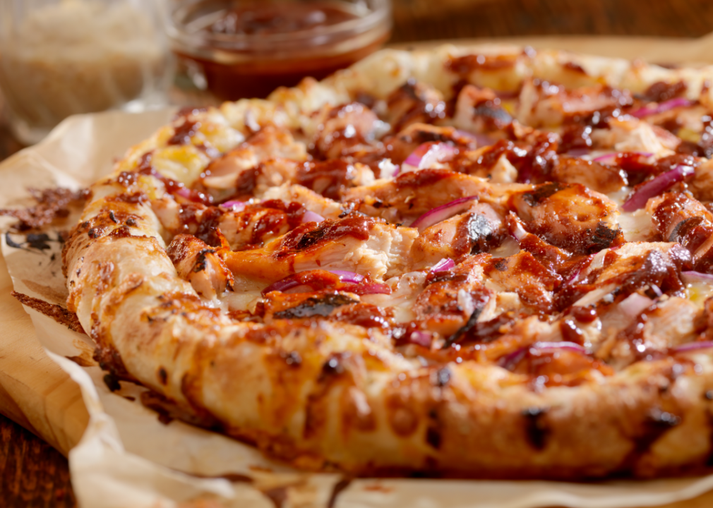 A bbq chicken pizza.