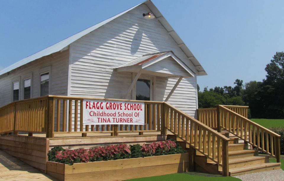 flagg-grove-school.jpg