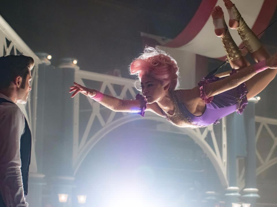 We see heaps of stunts in the trailer for The Greatest Showman. Source: 20th Century Fox