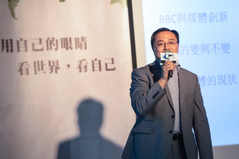 20161022-前BBC中文總監李文22日出席思沙龍從英國BBC的改變看全球媒體的大解構論壇。（顏麟宇攝）