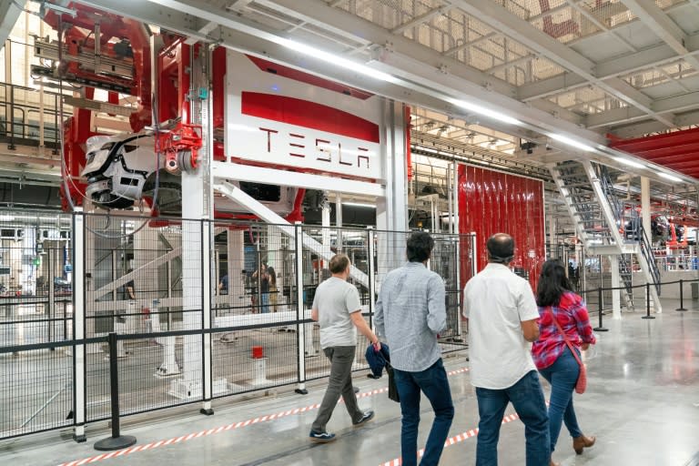 A l'intérieur de la méga-usine Tesla, à Austin au Texas, lors d'un évenement organisé le 7 avril 2022 (SUZANNE CORDEIRO)