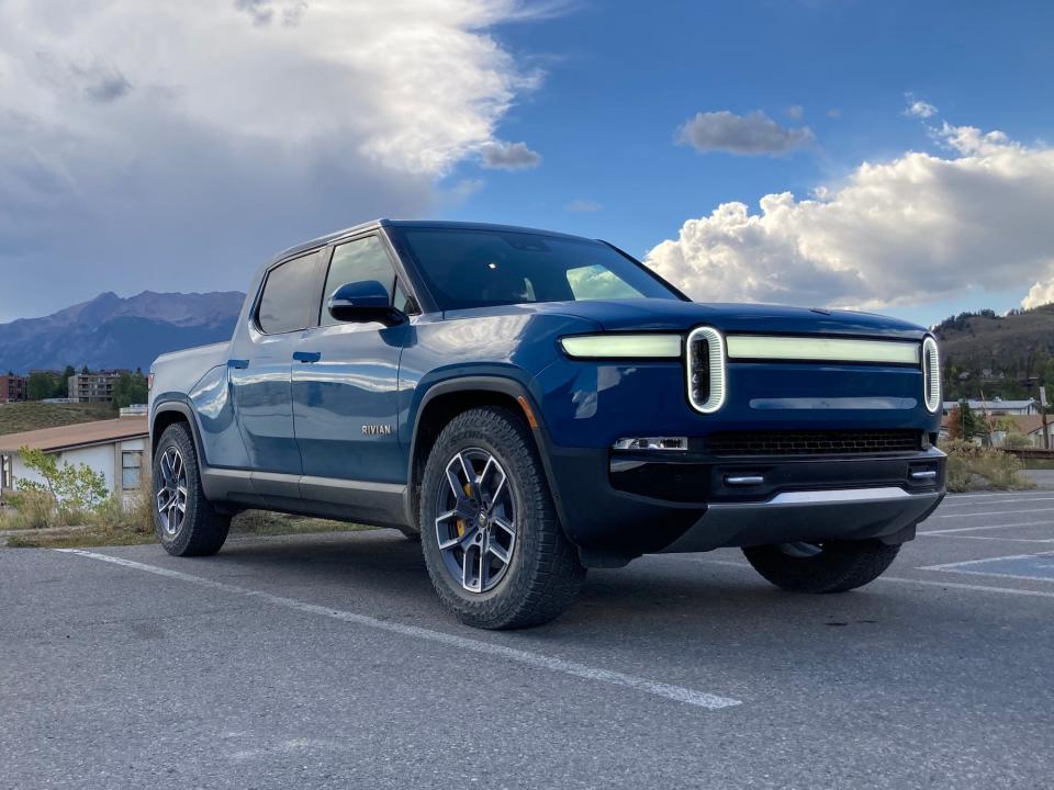 The 2022 Rivian R1T.