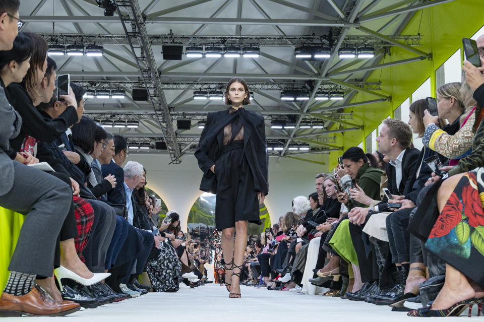 PARIS, FRANCE - SEPTEMBER 29: Kaia Gerber walks the runway during the Valentino Womenswear Spring/Summer 2020 show as part of Paris Fashion Week on September 29, 2019 in Paris, France. (Photo by Peter White/Getty Images)