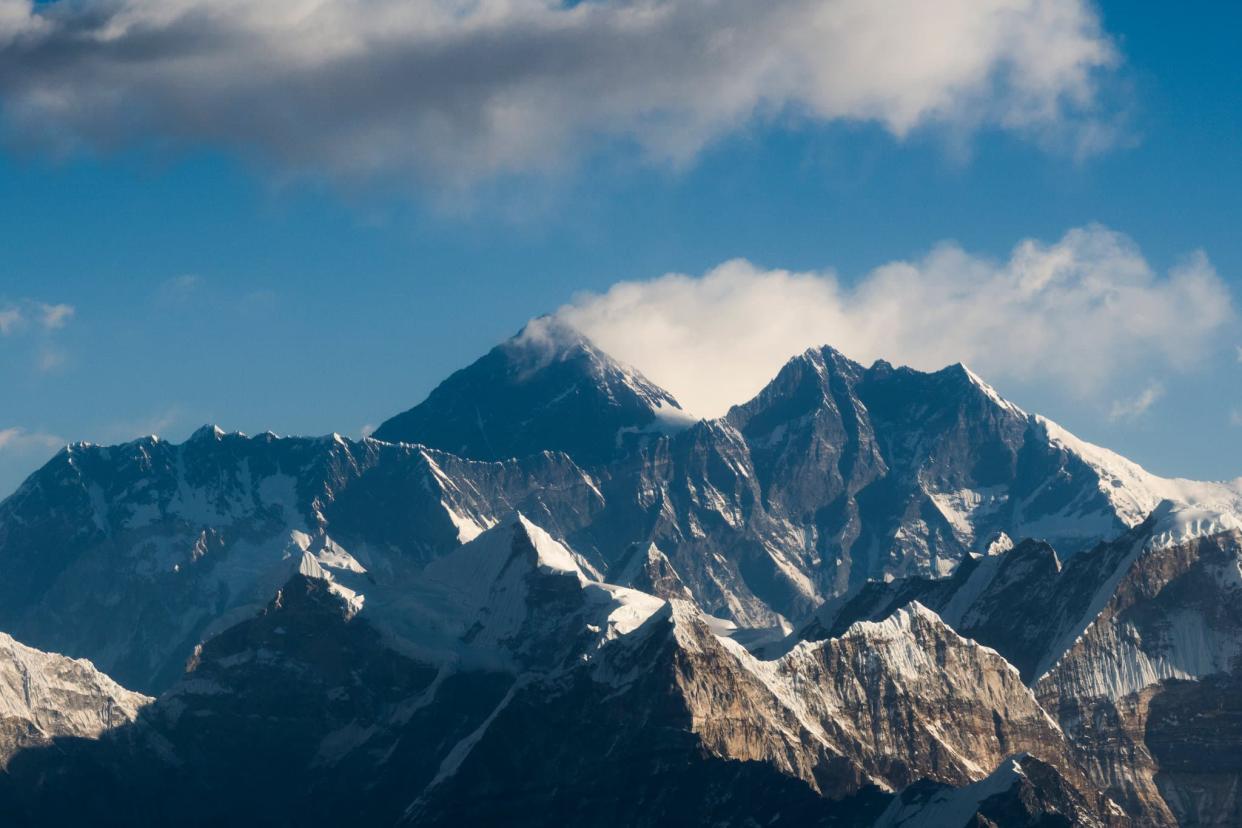 Une vue aérienne de l'Everest, le 7 février 2020. - JEWEL SAMAD / AFP