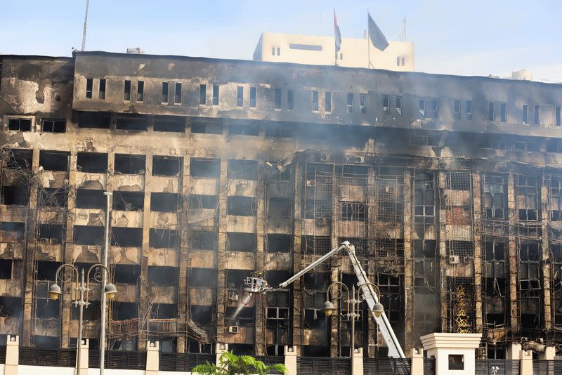 Fire breaks out at a police facility in Ismailia
