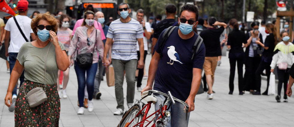 Le préfet du Rhône a annoncé une batterie de nouvelles restrictions pour freiner la propagation de l'épidémie dans l'agglomération lyonnaise (illustration). 
