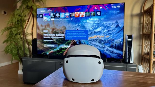 I'd buy this PSVR 2 Black Friday bundle in a heartbeat (if I didn't already  have it)