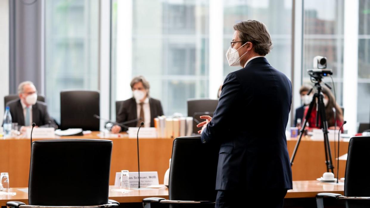 Verkehrsminister Andreas Scheuer steht als Zeuge vor dem Maut-Untersuchungsausschus des Bundestags.