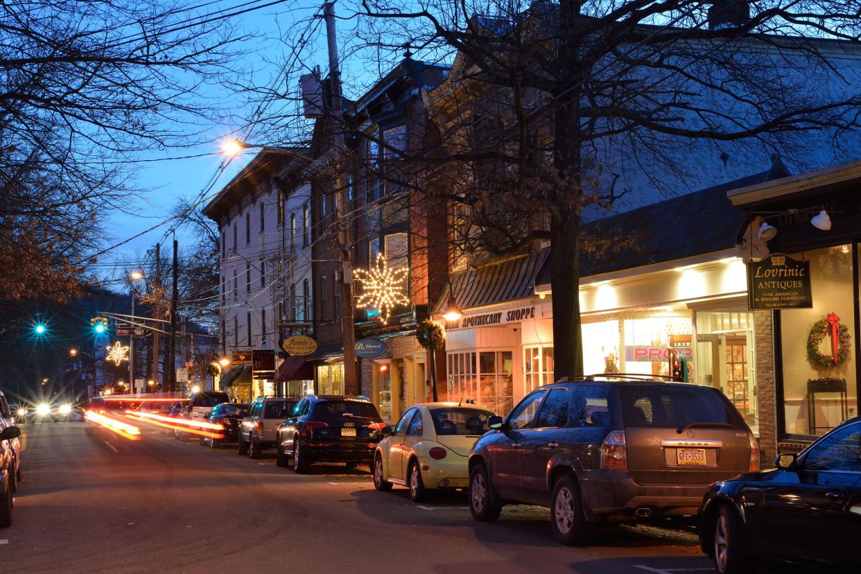 lambertville, new jersey street at night in winter