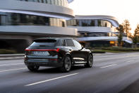 <p>Audi Q8 e-tron</p> 