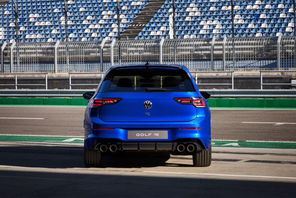 2025 volkswagen golf r