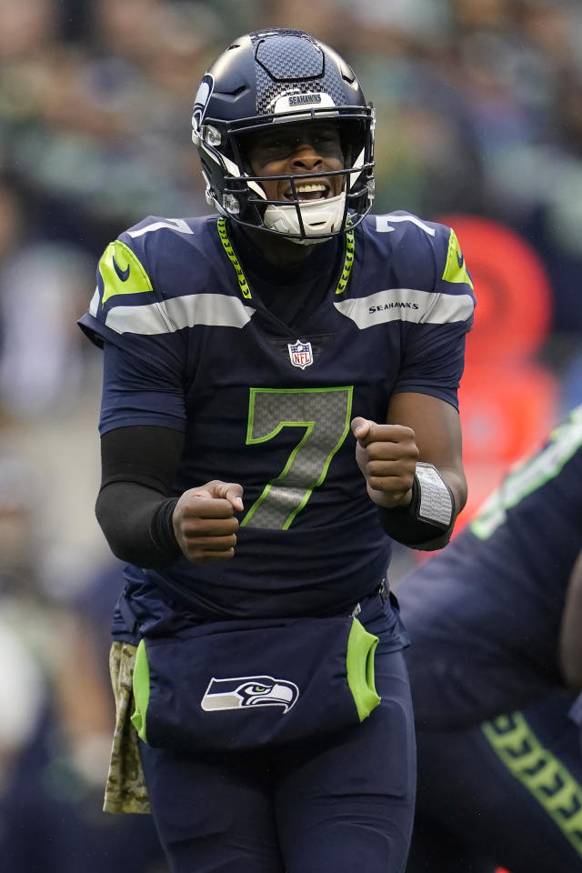 Seahawks topple Giants 27-13 to stay atop NFC West – Hartford Courant