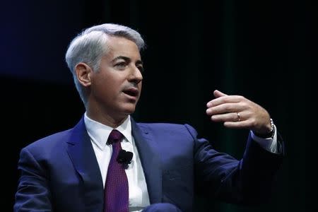 William Ackman, founder and CEO of hedge fund Pershing Square Capital Management, speaks to the audience about Herbalife company in New York, July 22, 2014. REUTERS/Eduardo Munoz