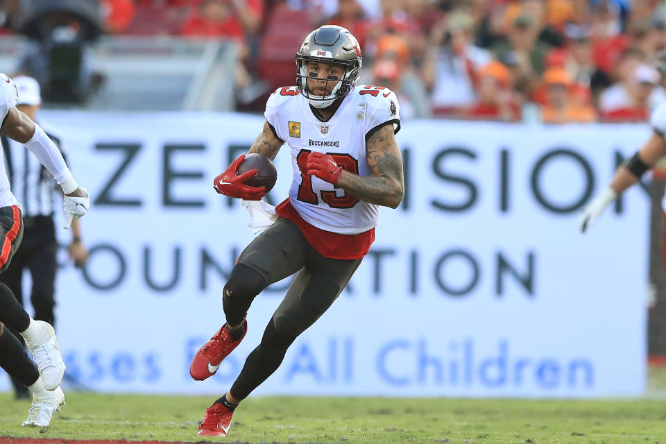 Tampa Bay Buccaneers wide receiver Mike Evans (13)