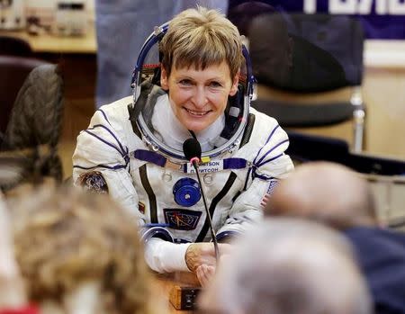 FILE PHOTO -- The International Space Station (ISS) crew member, Peggy Whitson of the U.S. speaks prior to the launch of Soyuz MS-3 space ship at Baikonur cosmodrome, Kazakhstan, November 17, 2016. REUTERS/Dmitri Lovetsky/ Pool/File Photo
