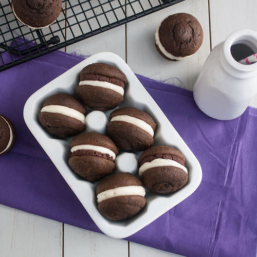 <strong>Get the <a href="http://www.traceysculinaryadventures.com/2013/03/mochaccino-whoopie-pies.html#.UaYGkWTwLfl" target="_blank">Mochaccino Whoopie Pies recipe</a> by Tracey's Culinary Adventures</strong>