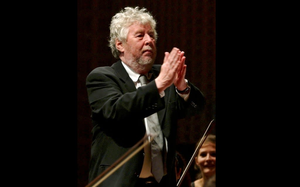 HARRISON BIRTWISTLE-DECESO (AP)