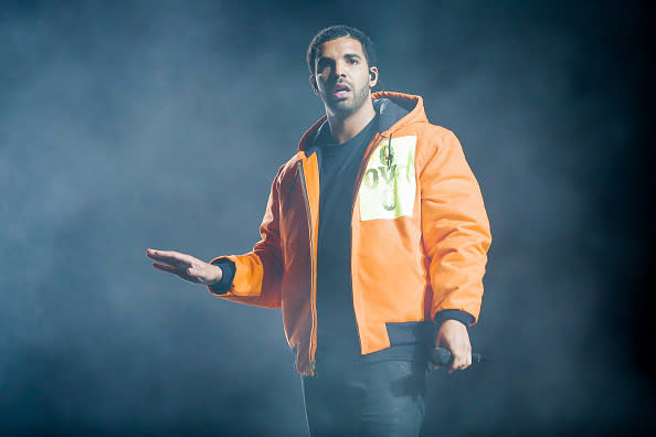 Apparently, Drake was a background singer on Nelly Furtado’s tour