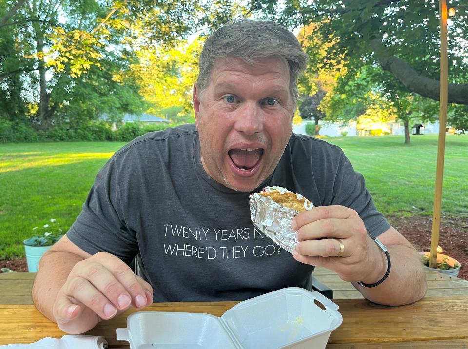Enquirer's Bill Broderick stops by Locos Food Truck for another edition of Bill's Bites for the summer Food Truck Tour.