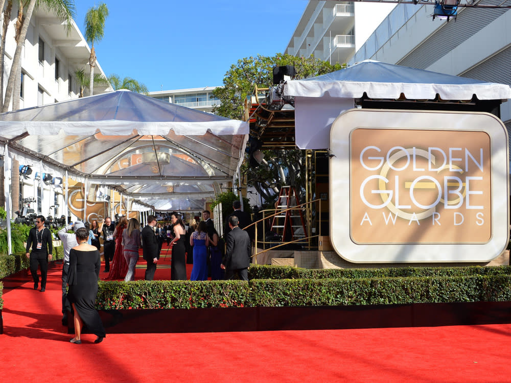 Bei den Golden Globes 2021 wird es auf dem roten Teppich wohl leer bleiben. (Bild: Featureflash Photo Agency / Shutterstock.com)