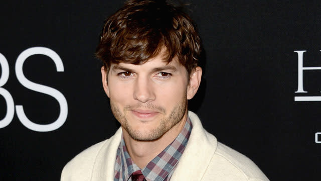 Ashton Kutcher Apologizes to Shania Twain for 'The Ranch' Jokes, Finds ...