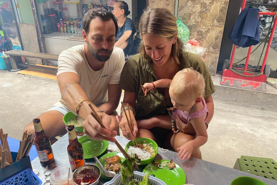 Lunch of bun cha at the Dong Xuan Market in Hanoi