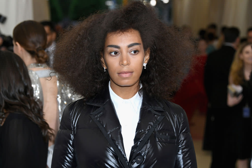 Solange now has platinum blonde hair, and she looks so different