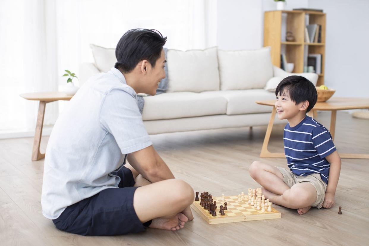 fathers day games play chess