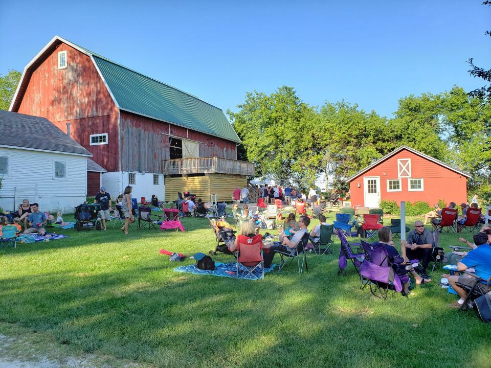 The Mapleton Barn in Oconomowoc plays host to pizza nights in the summer, with West Allis' Flour Girl & Flame providing the pies.