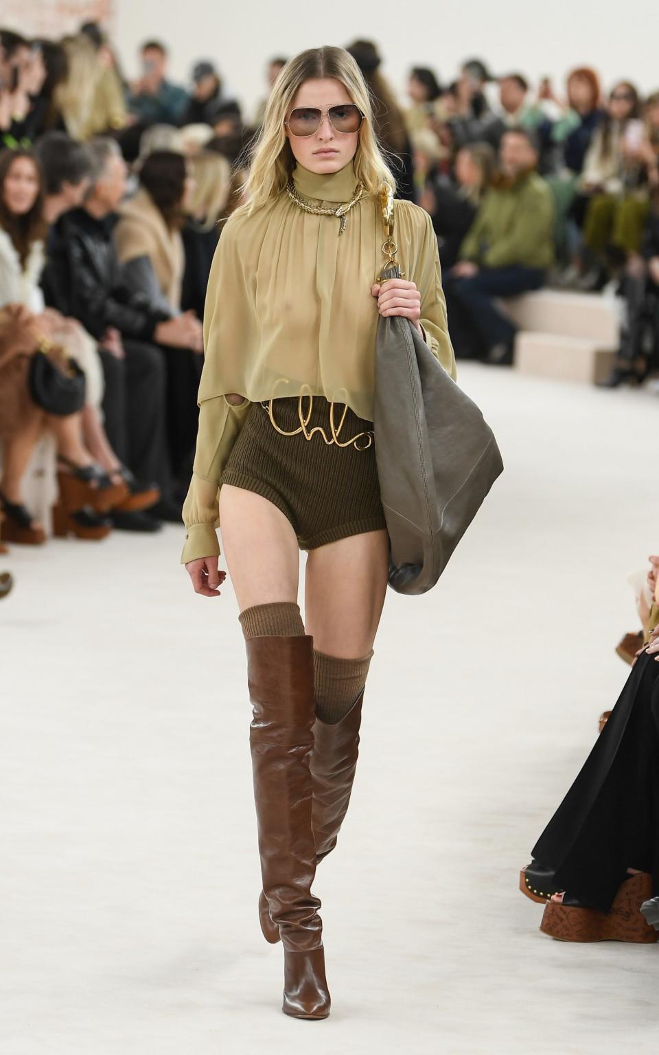 chloe paris fashion week fall winter 2024 2025