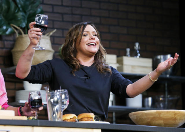 Review: Rachael Ray Bench Scrape Food Mover – Get Cooking!