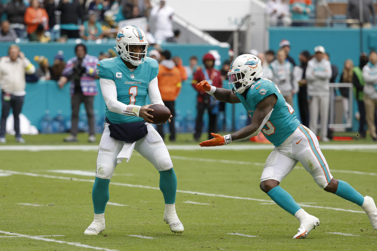 Tagovailoa out again with Dolphins' playoff hopes teetering