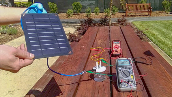 Esquema experimental desarrollado por el equipo de Stanford,que emplea energía generada por un panel solar. (Crédito imagen H. Dai, Yun Kuang, Michael Kenne).