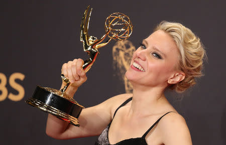 69th Primetime Emmy Awards – Photo Room – Los Angeles, California, U.S., 17/09/2017 - Kate McKinnon holds her Emmy for Outstanding Supporting Actress in a Comedy Series for "Saturday Night Live". REUTERS/Lucy Nicholson