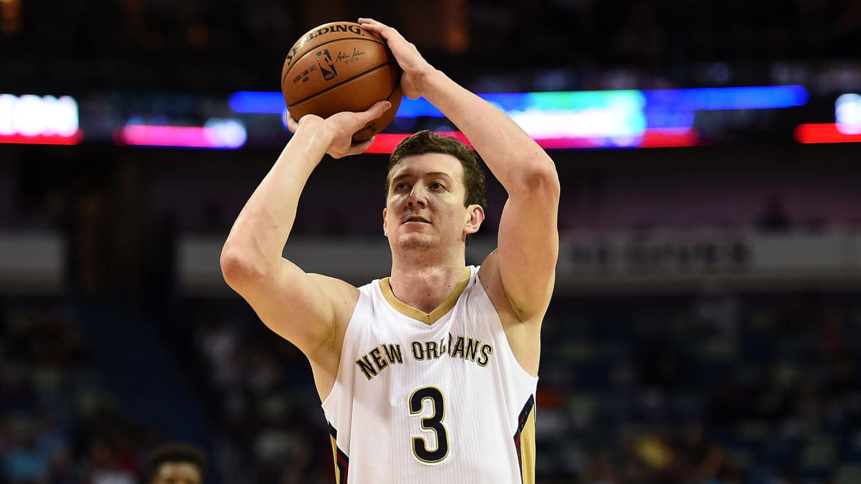 NEW ORLEANS, LA - APRIL 11:  Omer Asik #3 of the New Orleans Pelicans shoots a free throw during the first half of a game against the Chicago Bulls at the Smoothie King Center on April 11, 2016 in New Orleans, Louisiana.