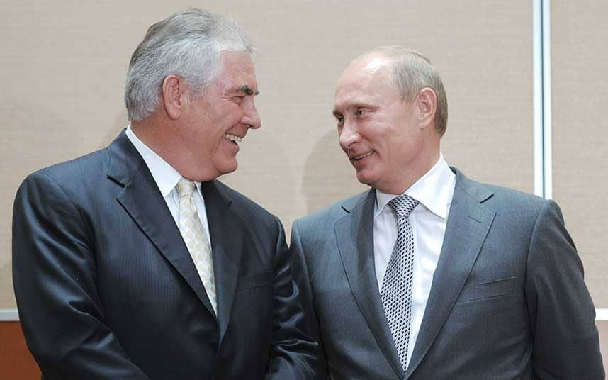 Rex Tillerson with Vladimir Putin in Moscow in 2011 - 2011 AFP