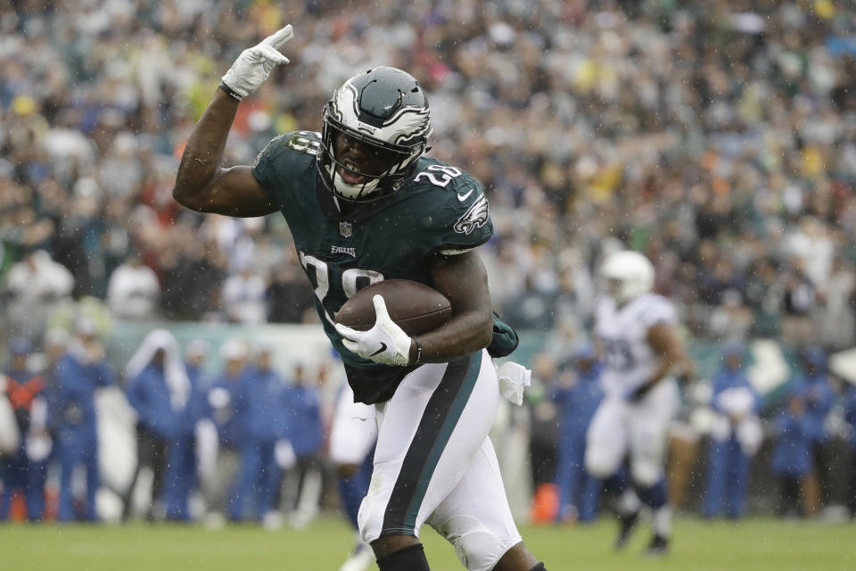 Philadelphia Eagles' Wendell Smallwood reacts after a catch during the first half of an NFL football game against the Indianapolis Colts, Sunday, Sept. 23, 2018, in Philadelphia. (AP Photo/Matt Rourke)