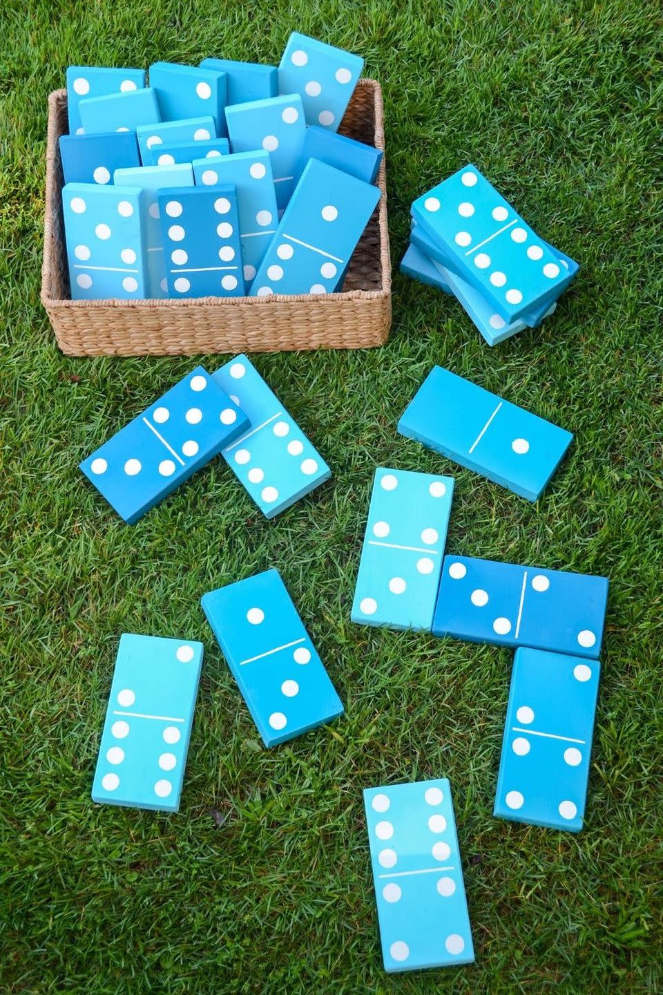 fathers day games lawn dominoes