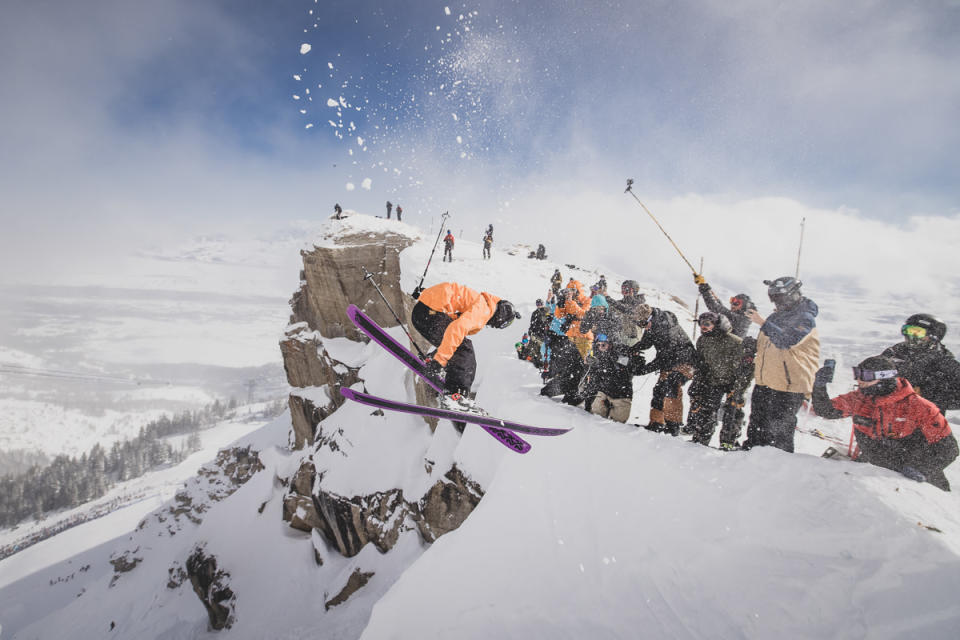 2023 King of Corbet's Colby Stevenson goes for the grab.<p>Photo: Keegan Rice</p>