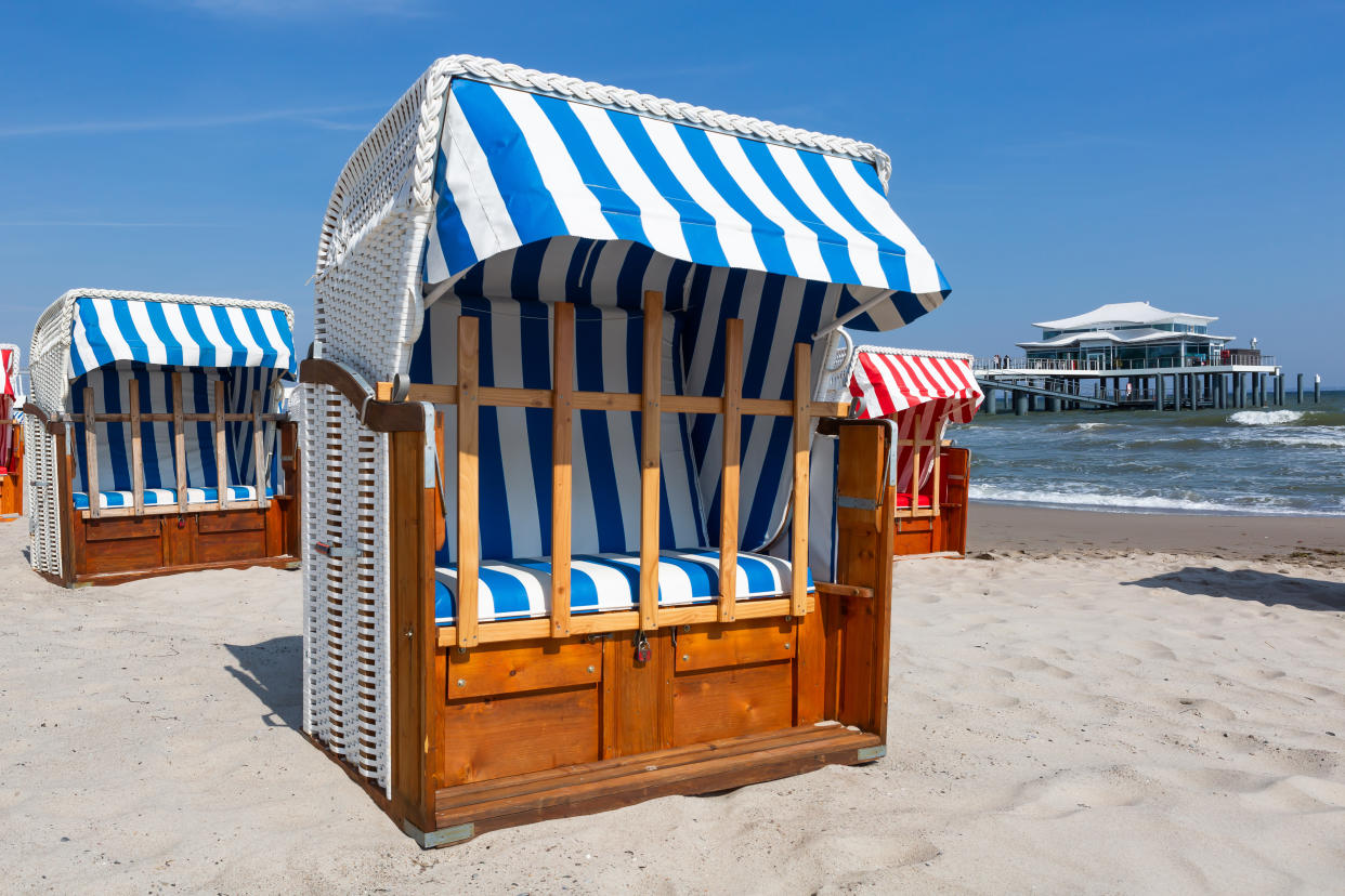 Ein Strandkorb an der Ostsee ist nicht mehr günstig zu haben. (Bild: Getty Images)