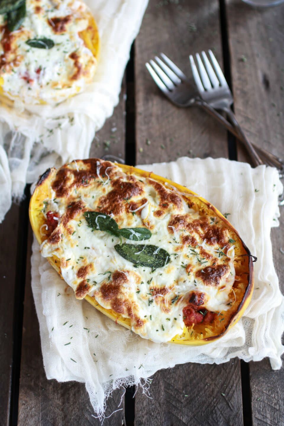 Roasted Garlic Spaghetti Squash Lasagna Boats