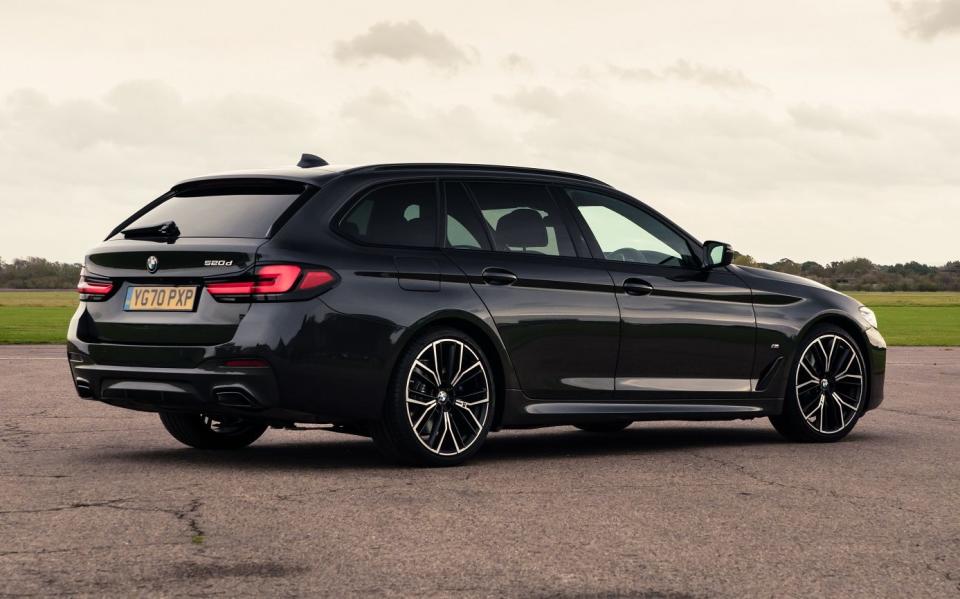 BMW 520d Touring (estate) - tested November 2020