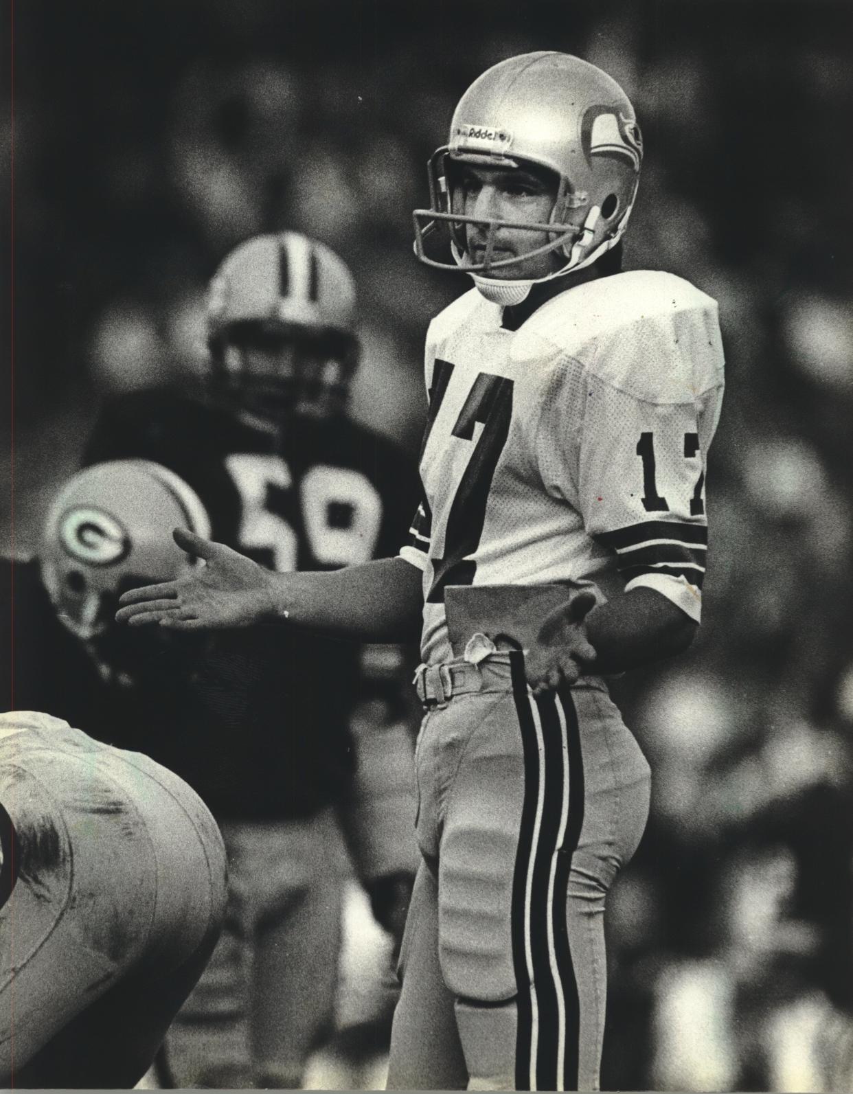 Dave Krieg, a native of Schofield, Wisconsin, made three Pro Bowls in his NFL career.